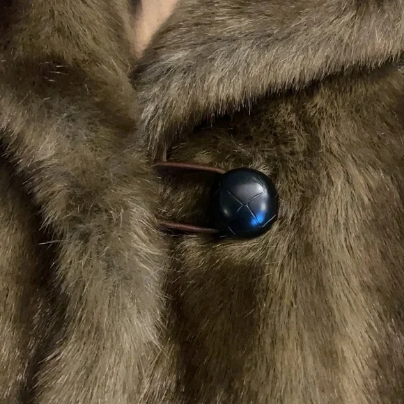 Worthington Brown Faux Fur Coat - Picture 6 of 10